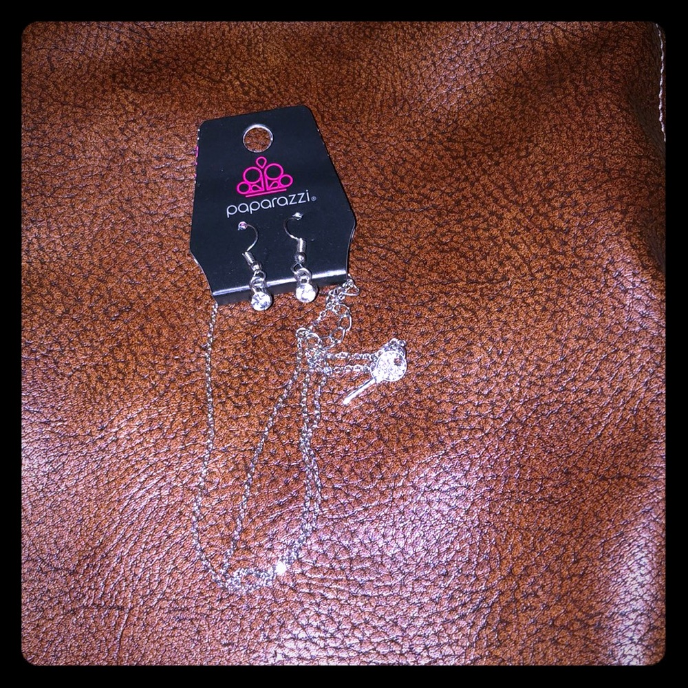 Paparazzi key with hearts necklace and earrings